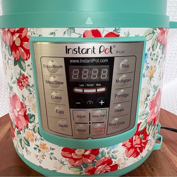 Pioneer Woman Instant Pot IP-Lux60 Vintage Floral Aqua 6 QT Pressure Cooker - Picture 8 of 8